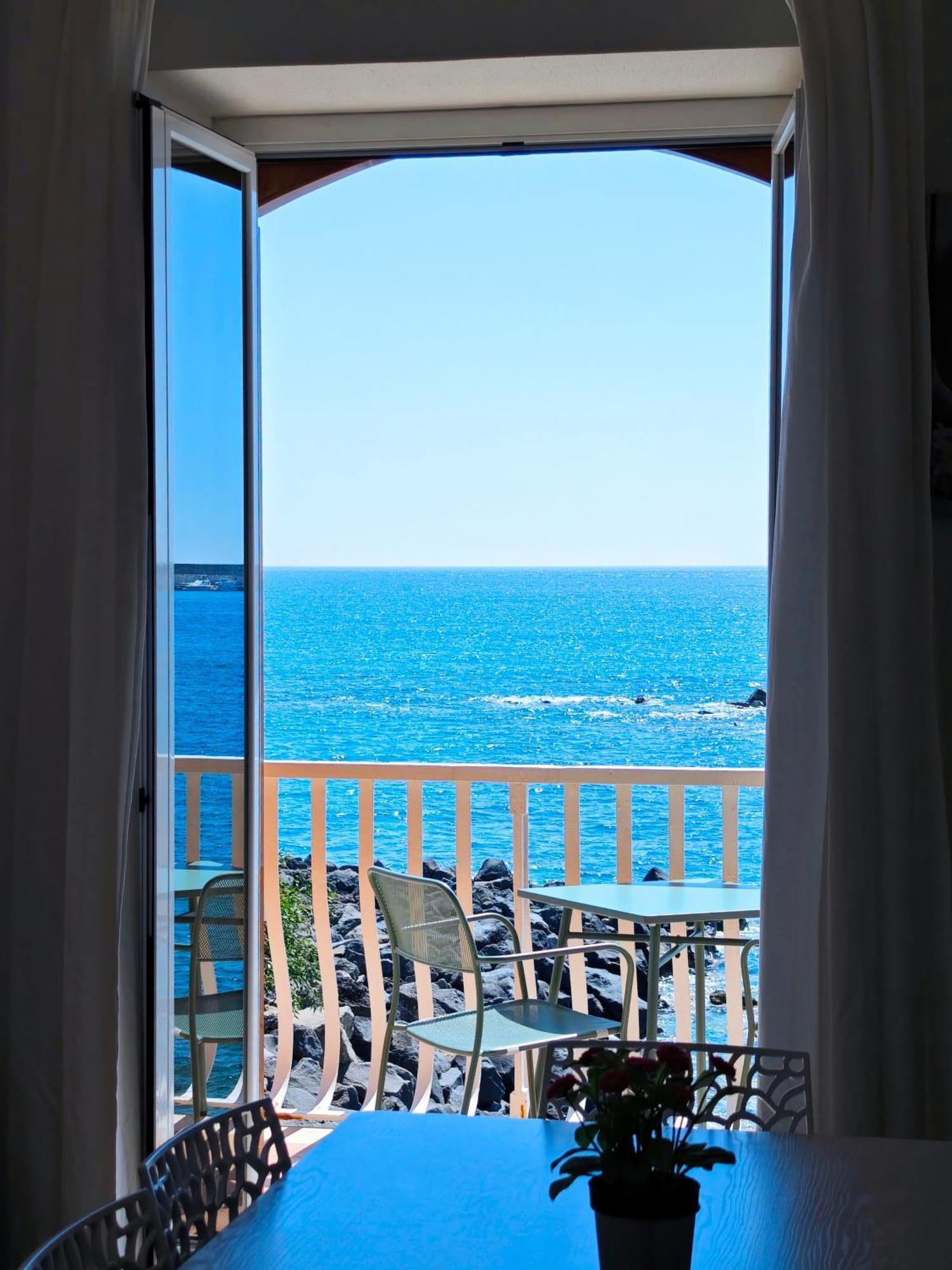 Super Panorama & Astonishing Apartment Seaview จีอาร์ดีนี นักซอส ภายนอก รูปภาพ