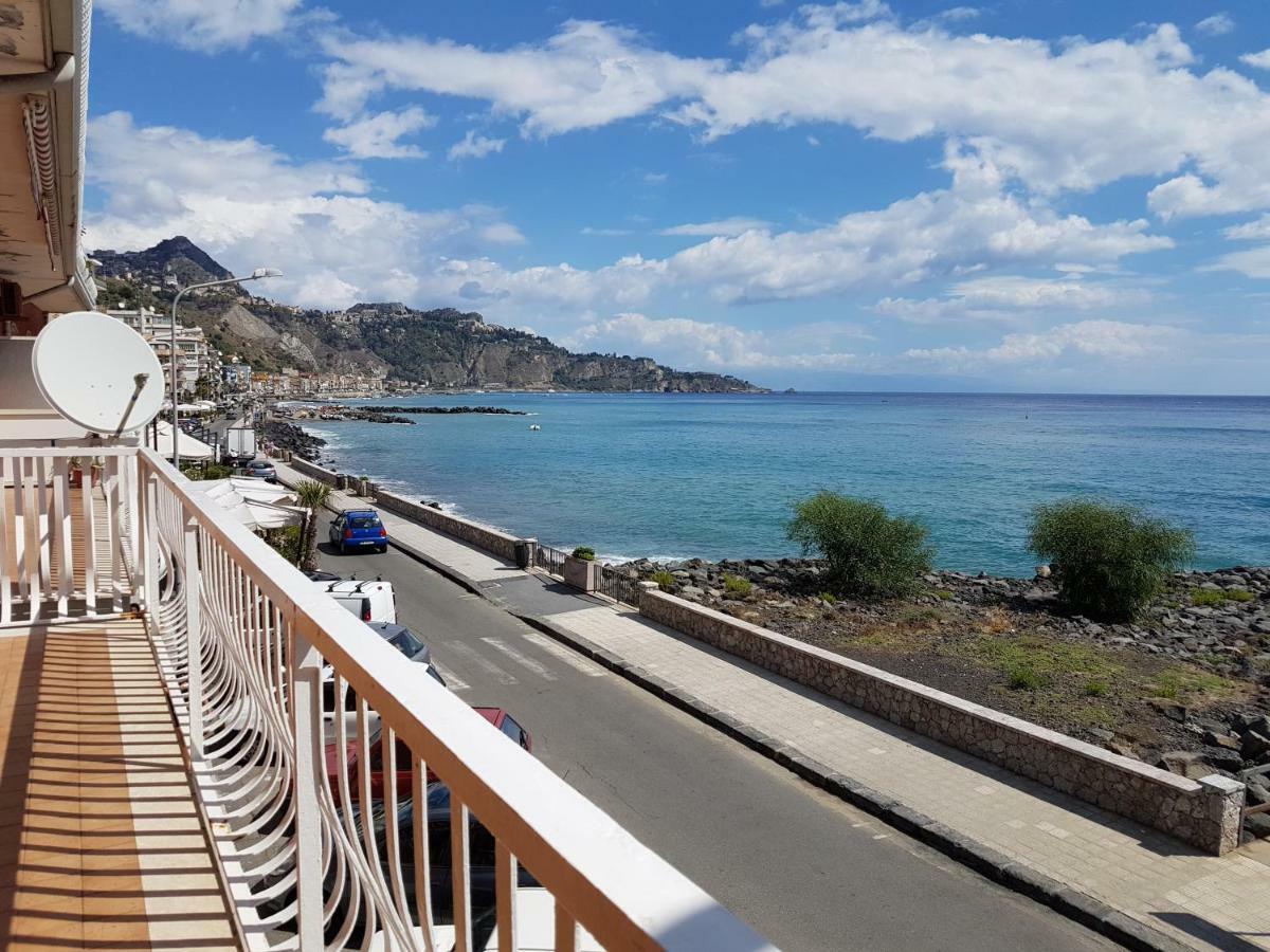 Super Panorama & Astonishing Apartment Seaview จีอาร์ดีนี นักซอส ภายนอก รูปภาพ